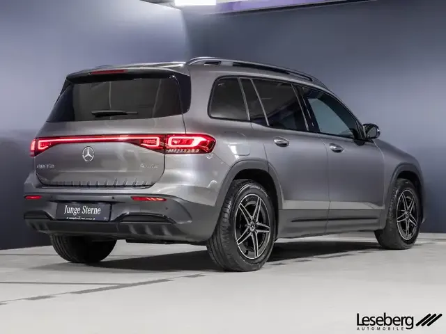 Mercedes-Benz EQB 350
