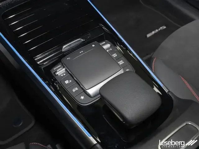 Mercedes-Benz EQB 350