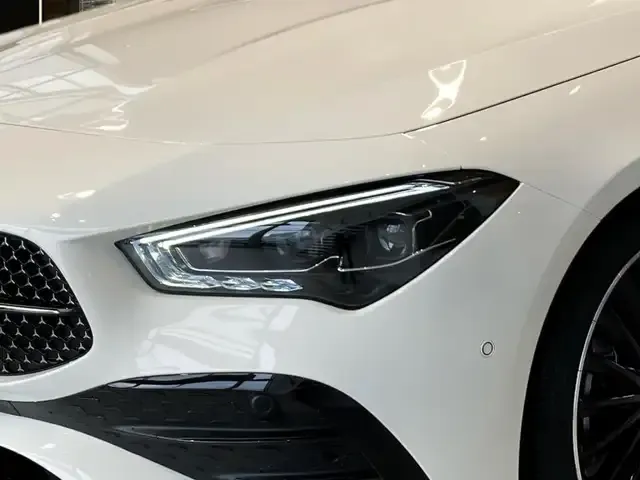 Mercedes-Benz CLA 220