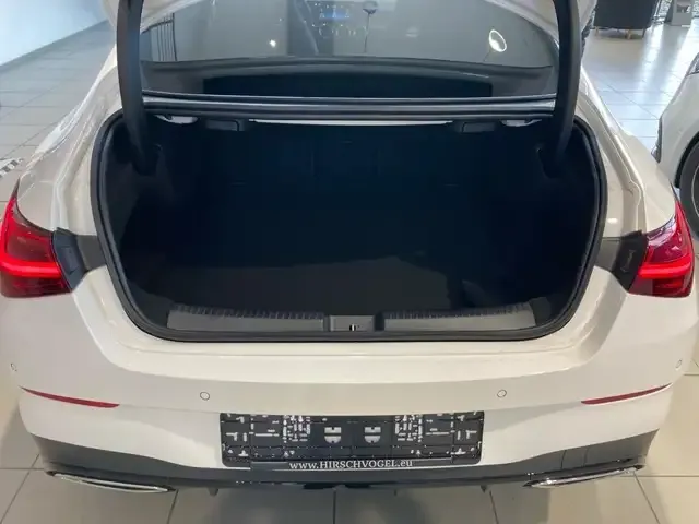 Mercedes-Benz CLA 220