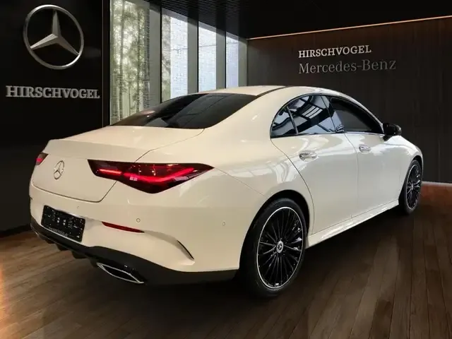 Mercedes-Benz CLA 220