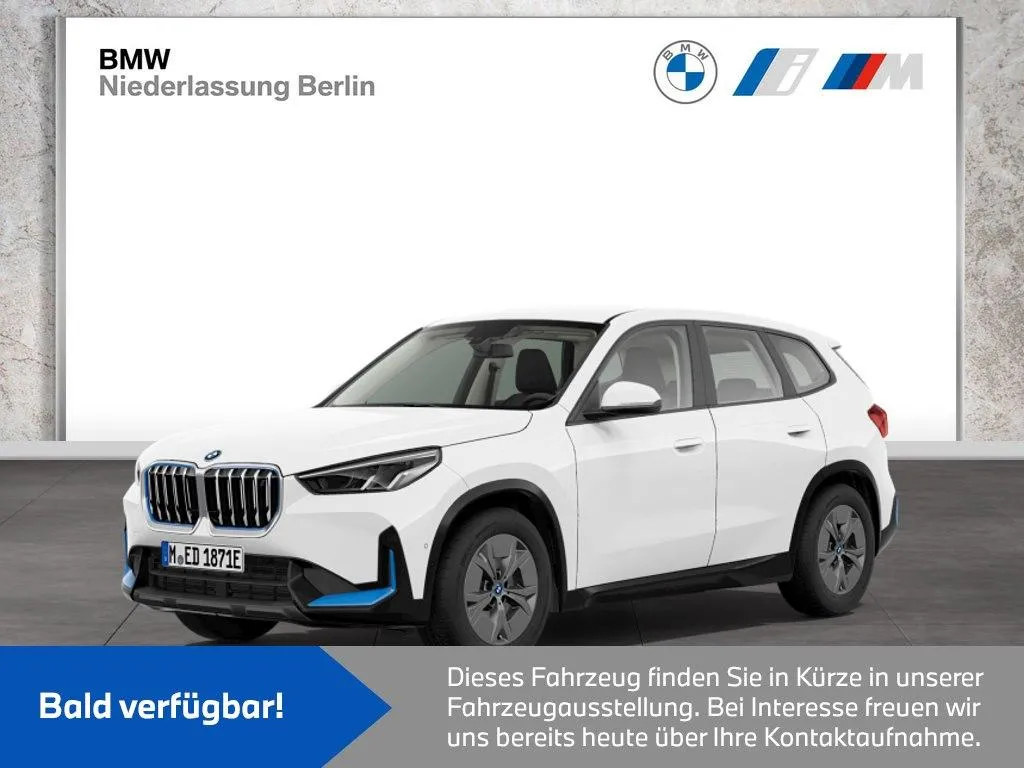 BMW iX1
