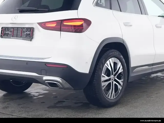 Mercedes-Benz GLA 180