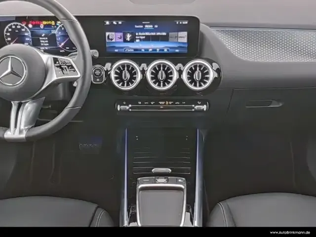 Mercedes-Benz GLA 180