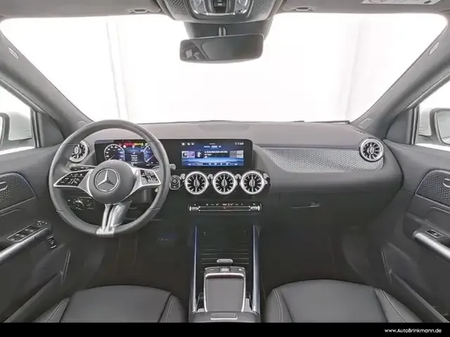 Mercedes-Benz GLA 180