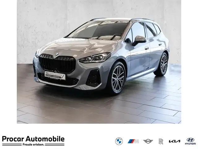 BMW 220