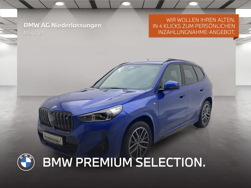 BMW iX1