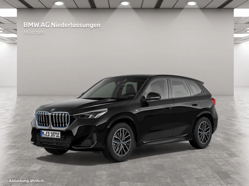 BMW iX1
