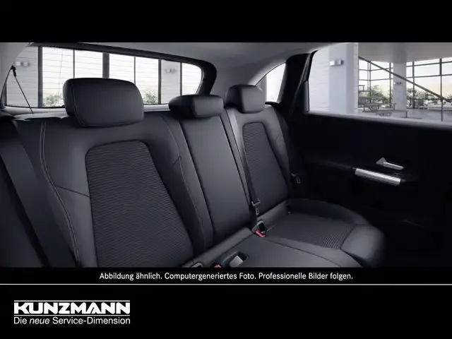 Mercedes-Benz B 220