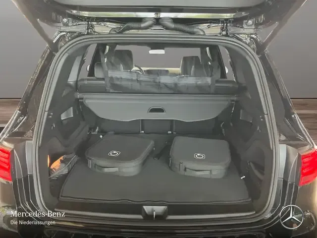 Mercedes-Benz EQB 300