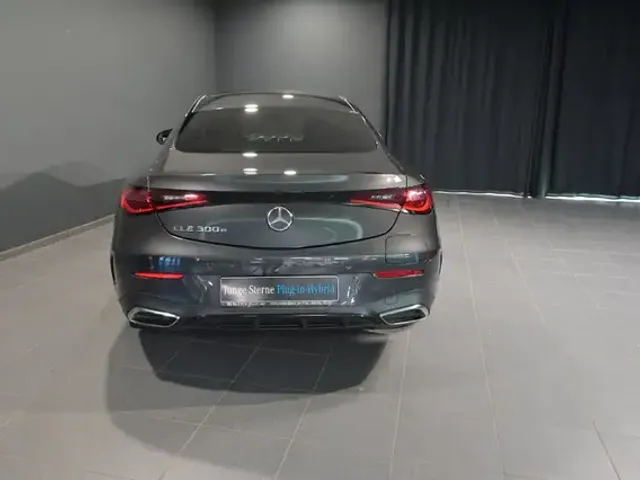 Mercedes-Benz CLE 300