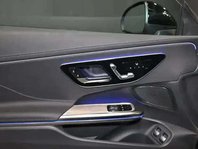 Mercedes-Benz CLE 300