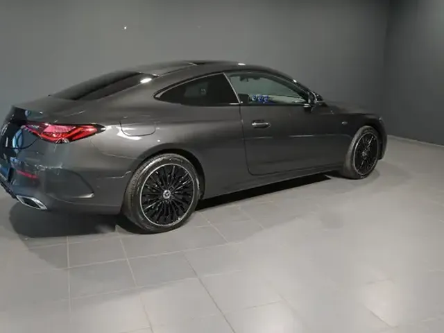 Mercedes-Benz CLE 300