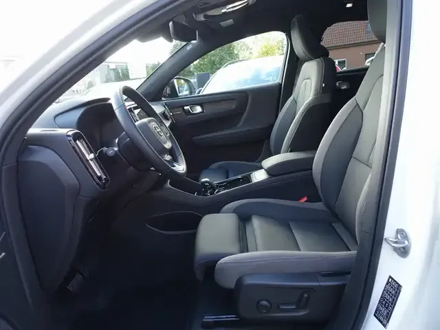 Volvo C40