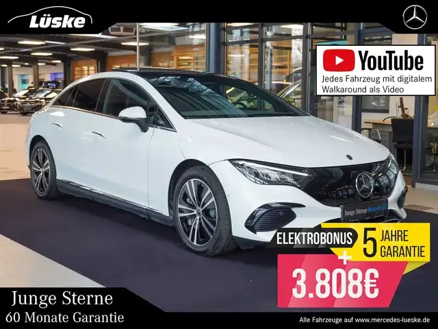 Mercedes-Benz EQE 300