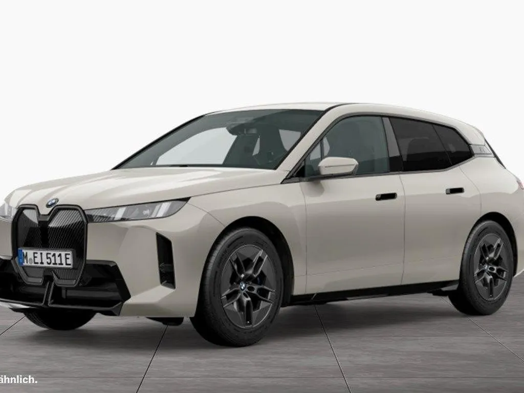 BMW iX