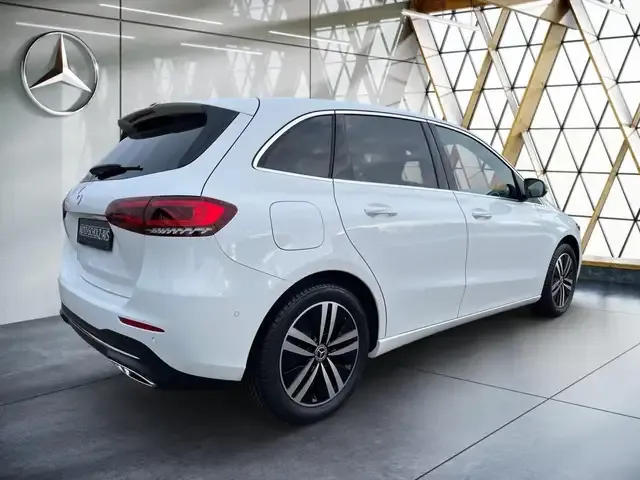 Mercedes-Benz B 250
