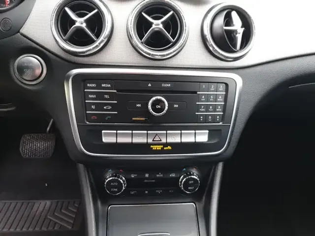 Mercedes-Benz Sonstiges