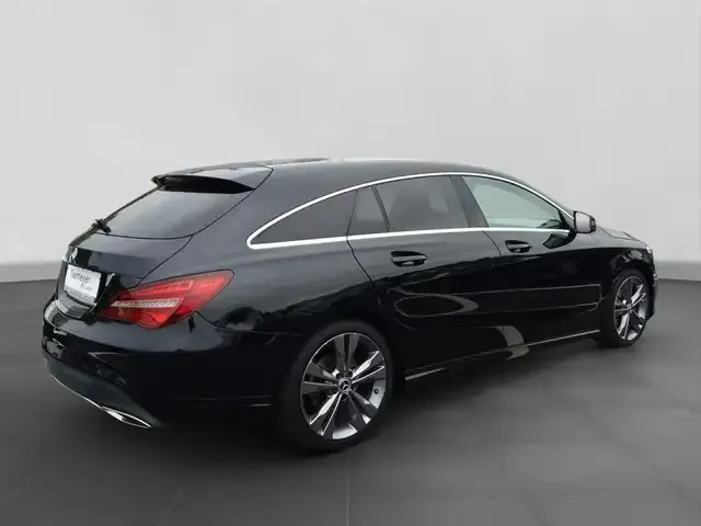 Mercedes-Benz Sonstiges