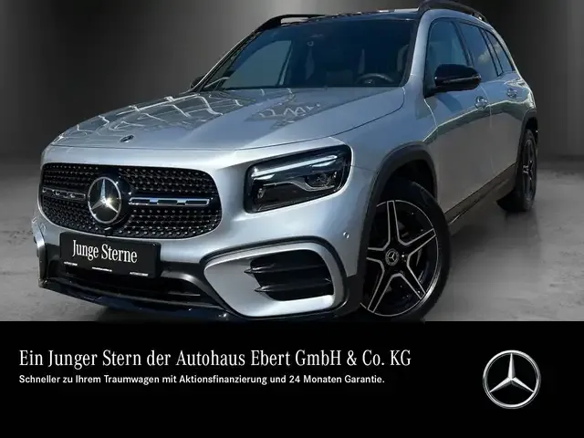 Mercedes-Benz GLB 220
