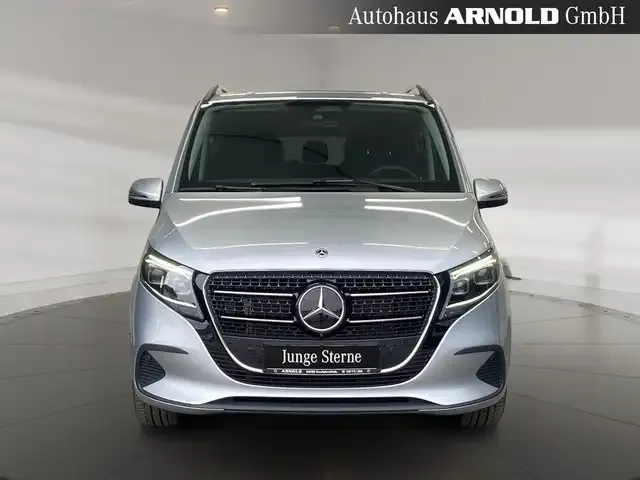Mercedes-Benz V 250
