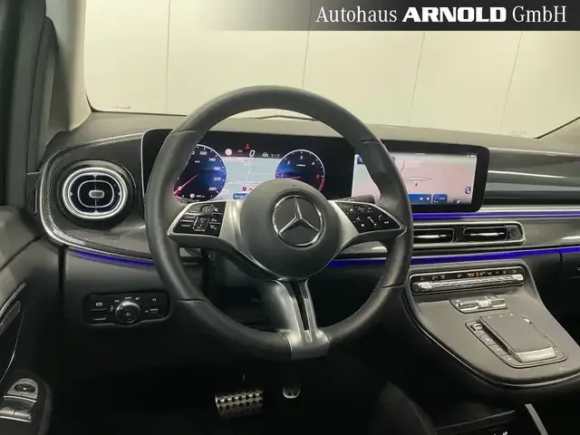 Mercedes-Benz V 250