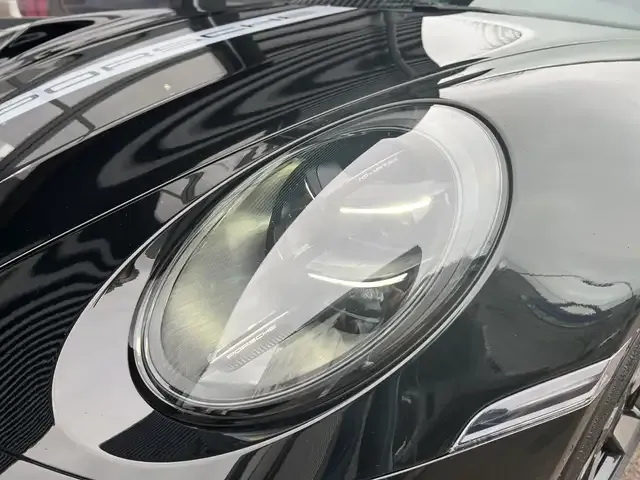 Porsche 992