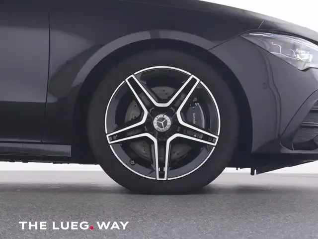 Mercedes-Benz CLA 220