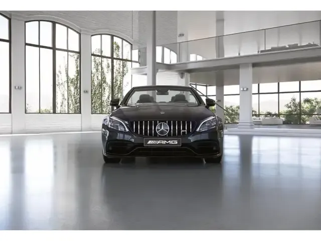 Mercedes-Benz C 63 AMG