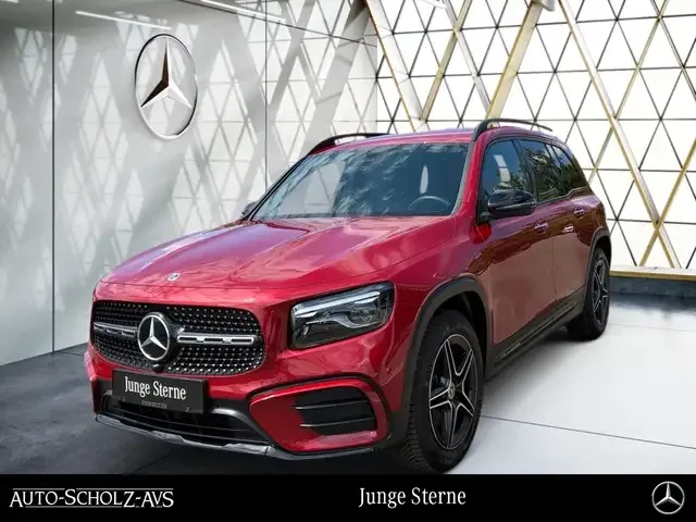 Mercedes-Benz GLB 200
