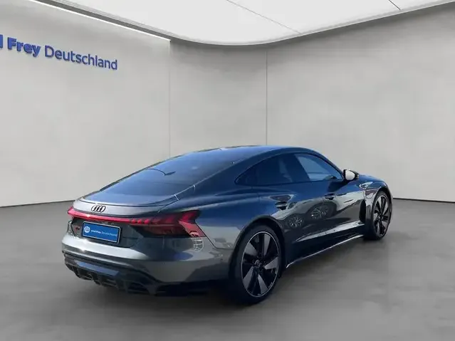 Audi RS e-tron GT