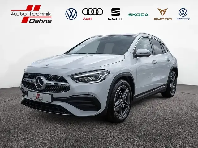 Mercedes-Benz GLA 250