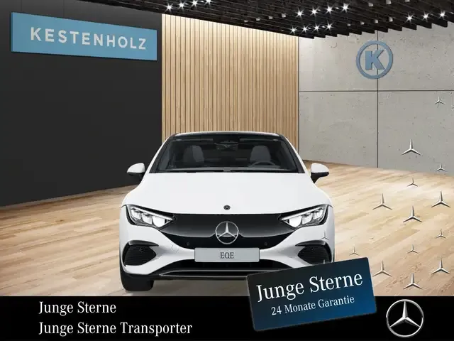 Mercedes-Benz EQE 300