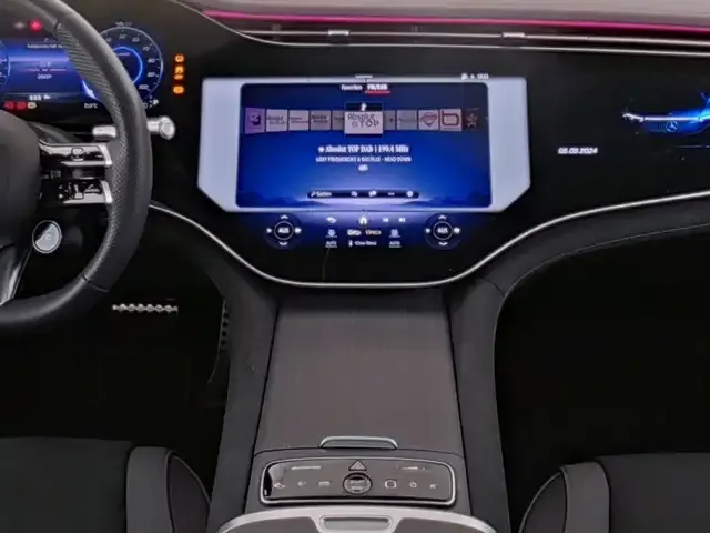 Mercedes-Benz EQS
