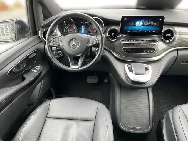 Mercedes-Benz EQV 300