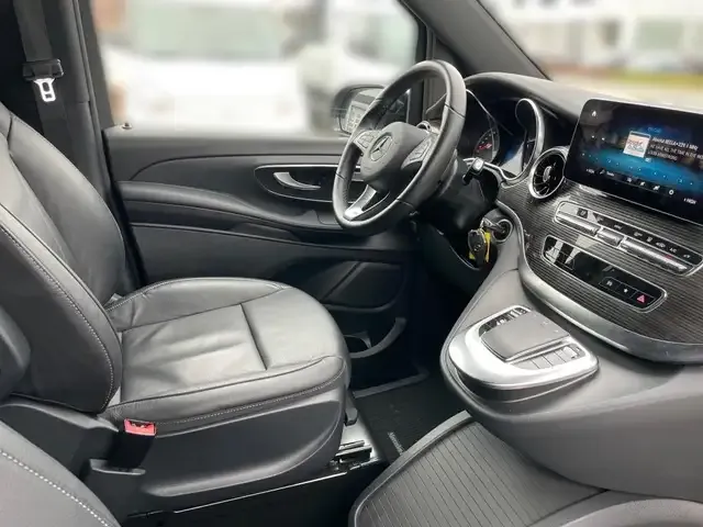 Mercedes-Benz EQV 300