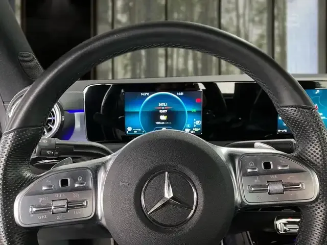Mercedes-Benz CLA 250