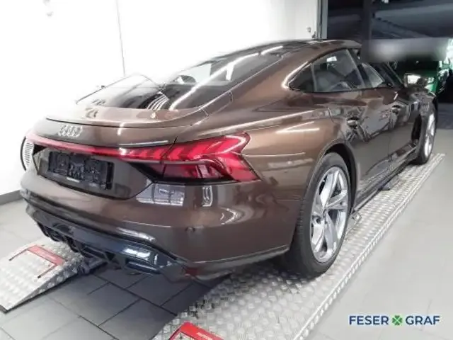 Audi e-tron GT