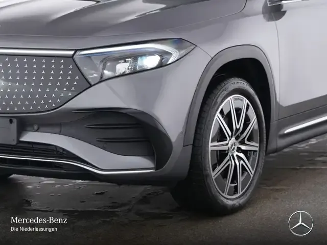 Mercedes-Benz EQB 300