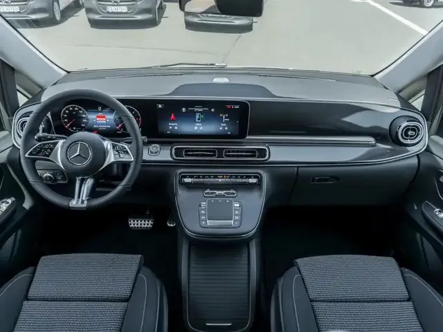 Mercedes-Benz V 220