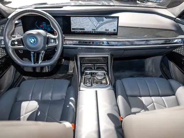 BMW 760