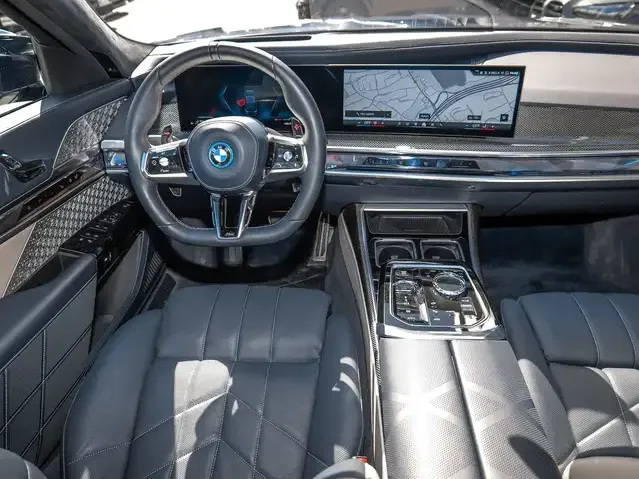 BMW 760