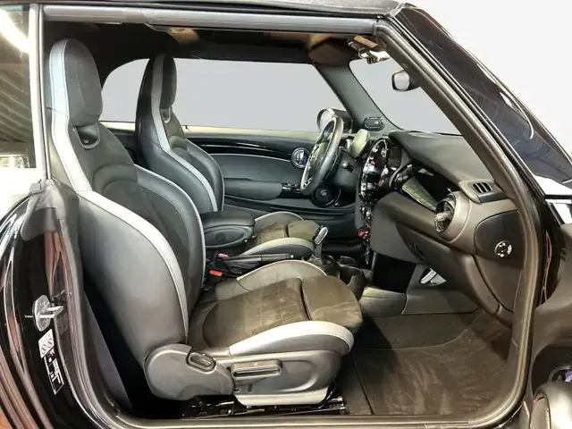 MINI Cooper S Cabrio