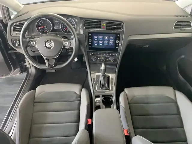 Volkswagen Golf Variant