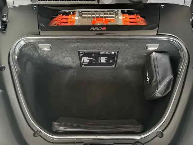 Ferrari SF90 Stradale