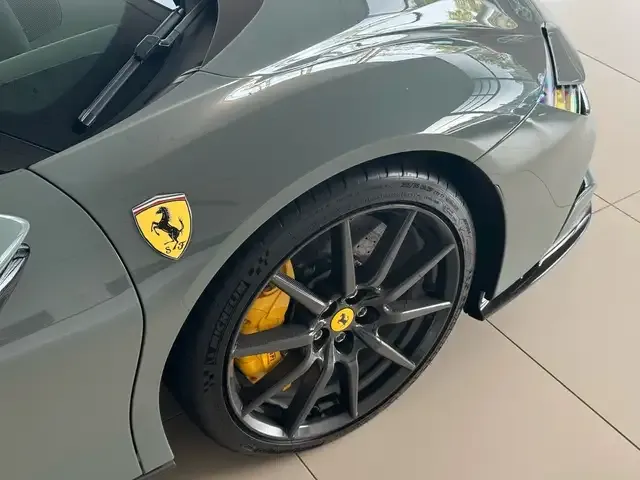 Ferrari SF90 Stradale