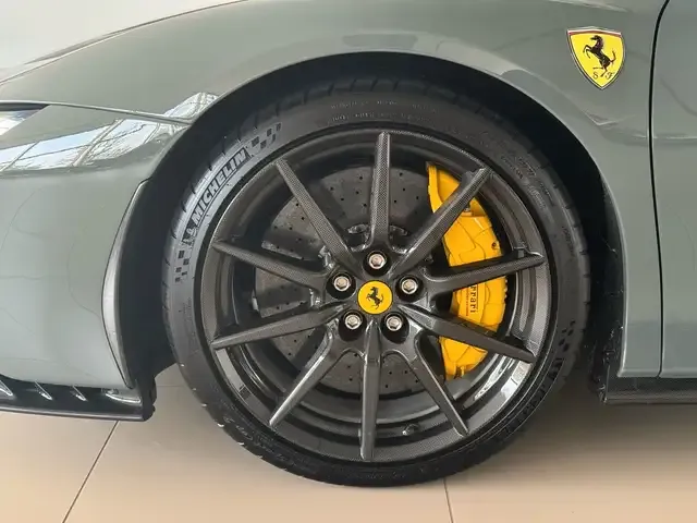 Ferrari SF90 Stradale