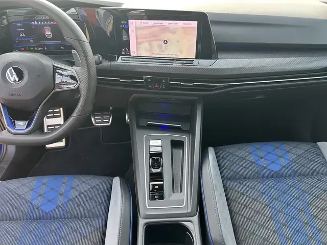 Volkswagen Golf R