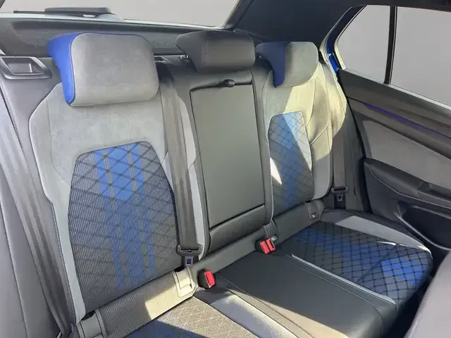 Volkswagen Golf R