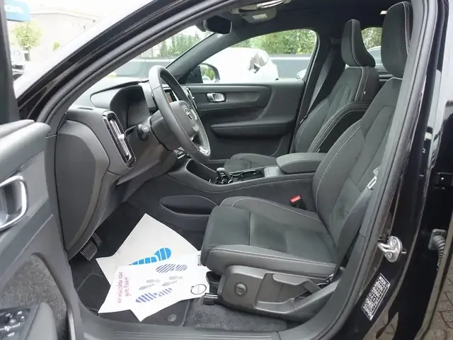 Volvo C40